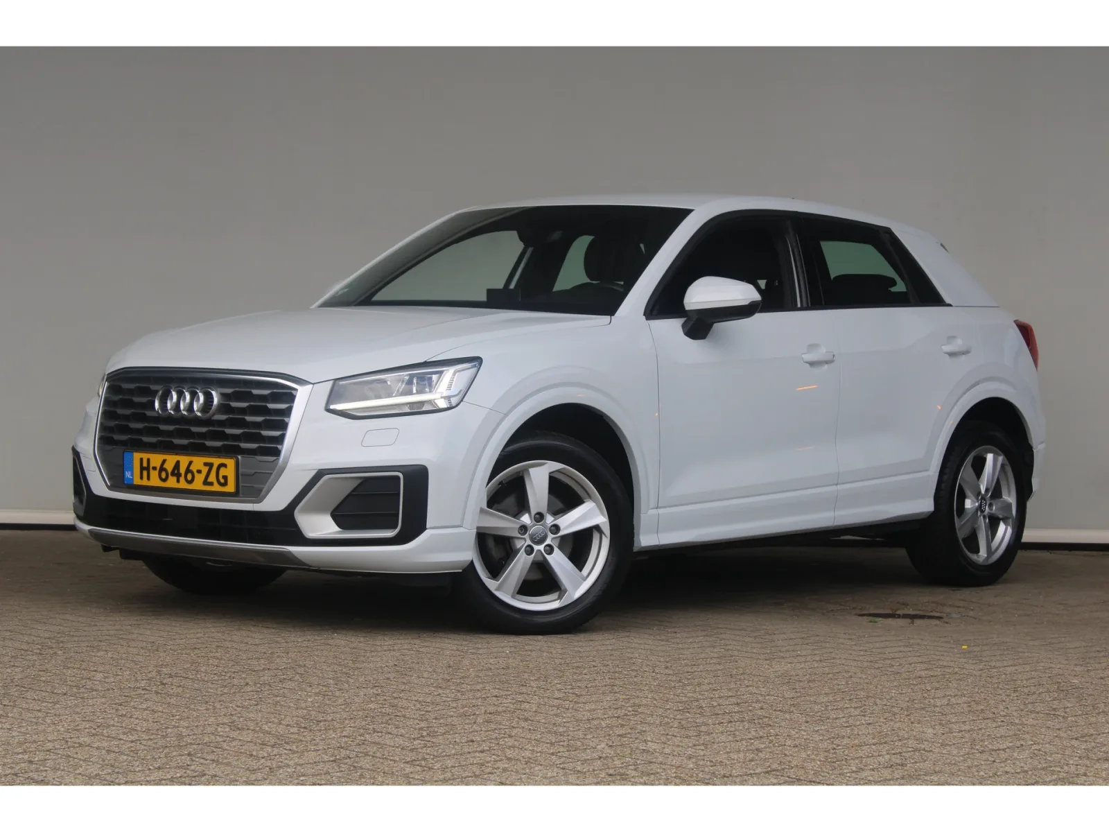 Audi Q2 (2020) — foto 1