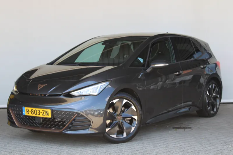CUPRA Born (2022)