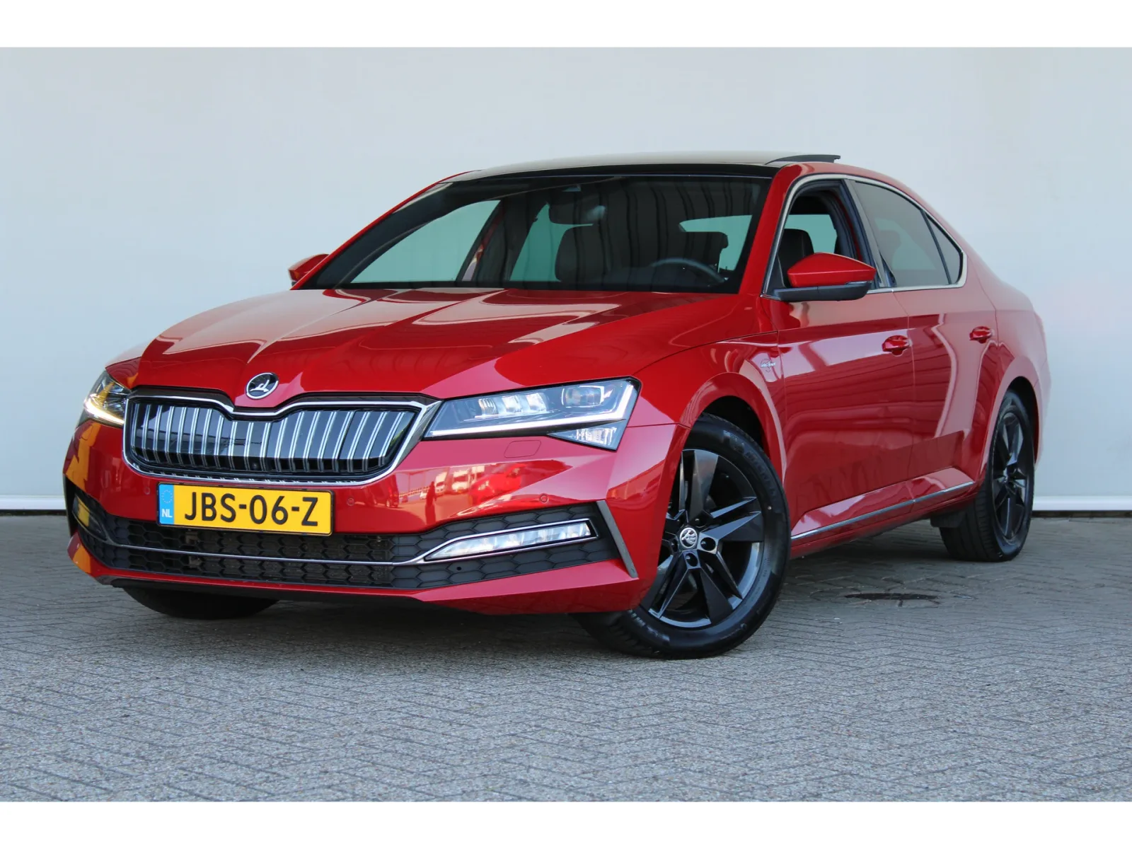 Škoda Superb (2022) — foto 1