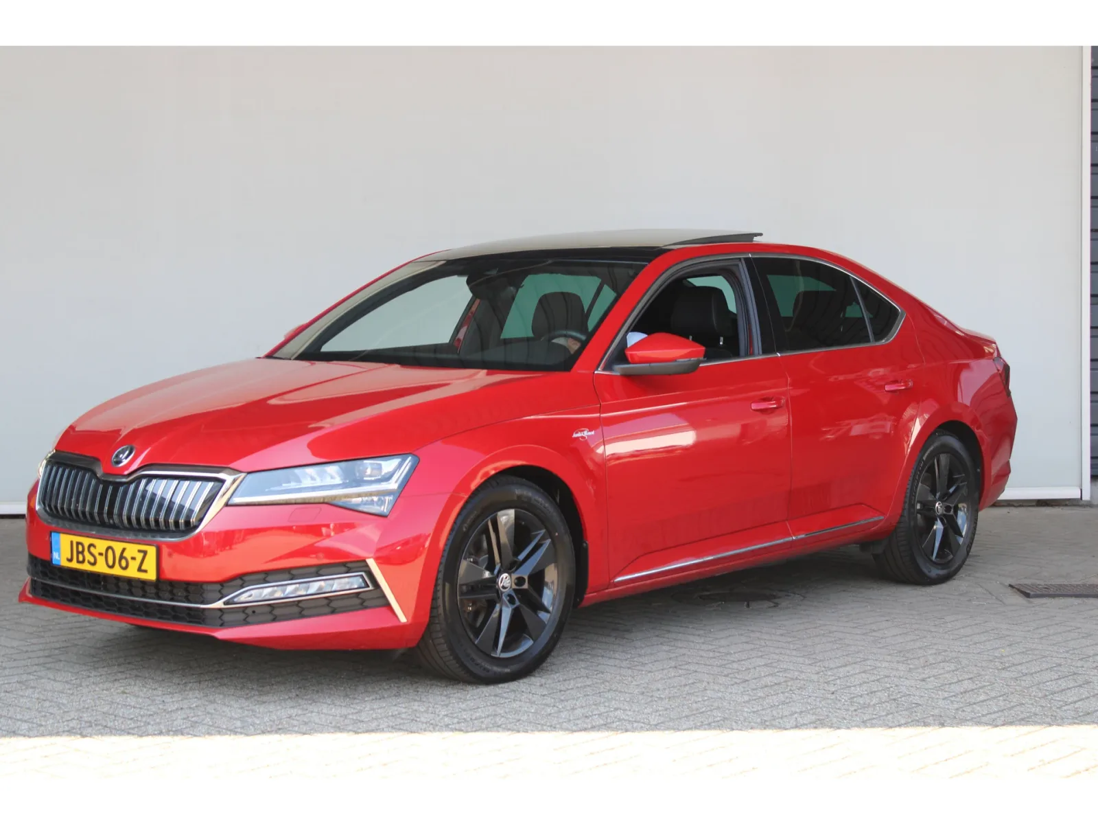 Škoda Superb (2022) — foto 1