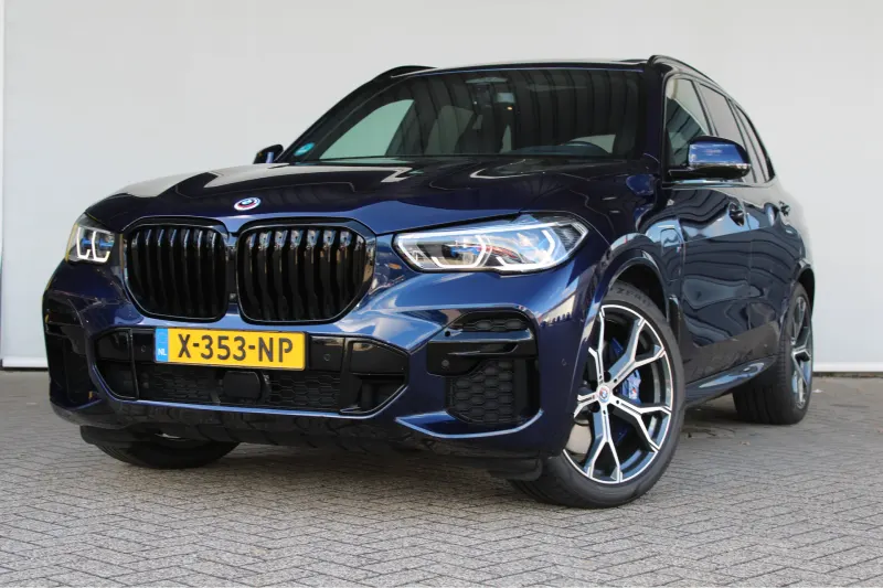 BMW X5 (2022)