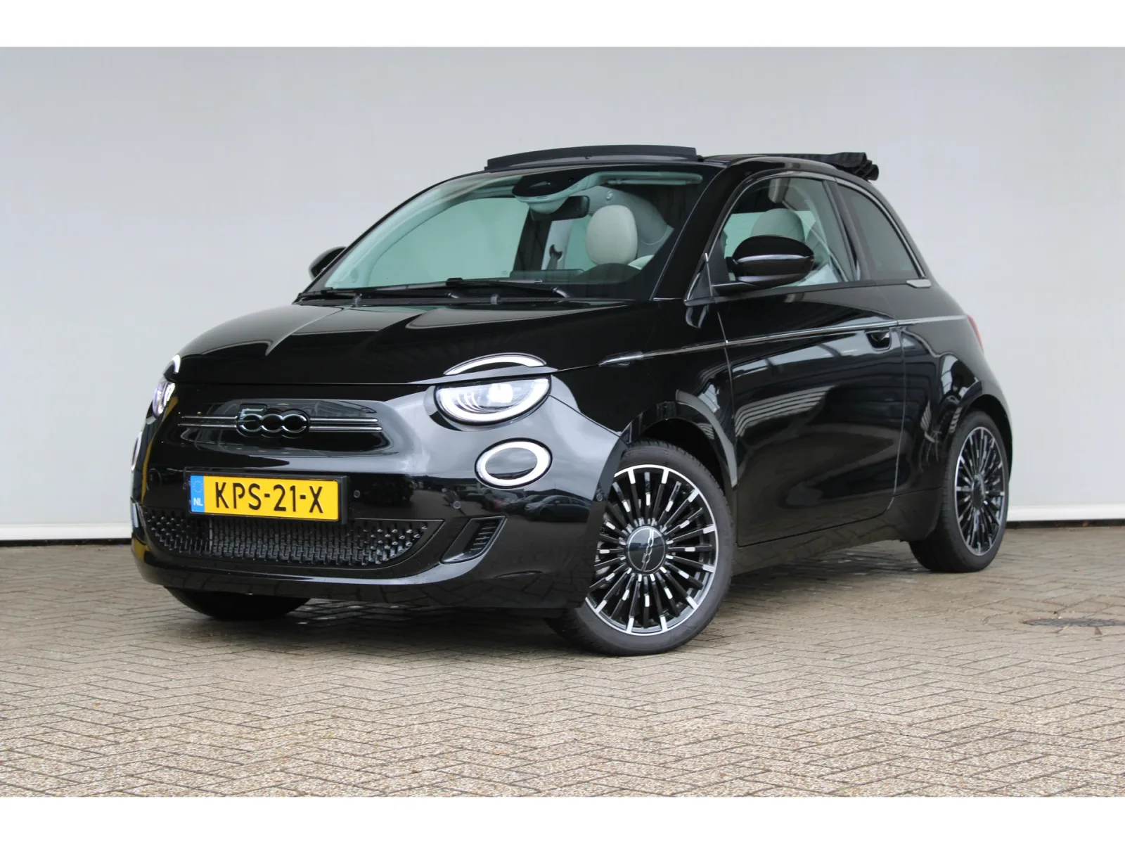 Fiat 500C (2026) — foto 1