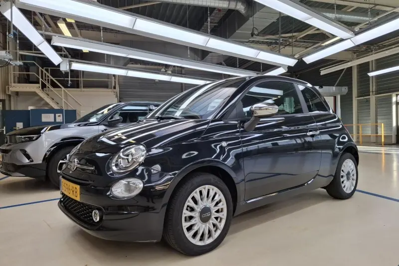 Fiat 500 (2024)