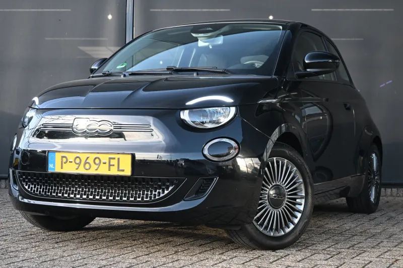Fiat 500e (2022)