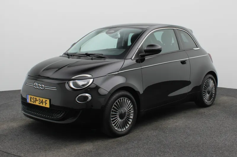 Fiat 500 (2023)