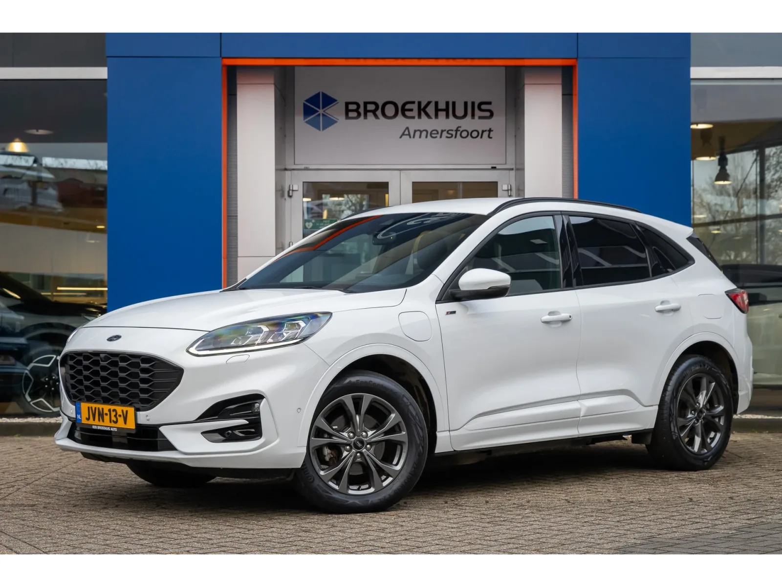 Ford Kuga (2023) — foto 1