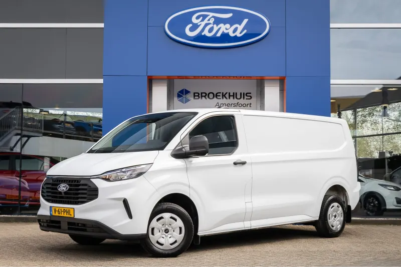 Ford Transit Custom (2024)