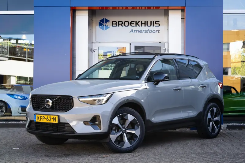 Volvo XC40 (2024)