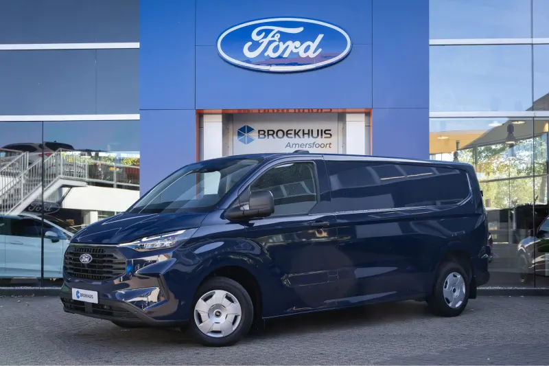 Ford Transit Custom (2024)