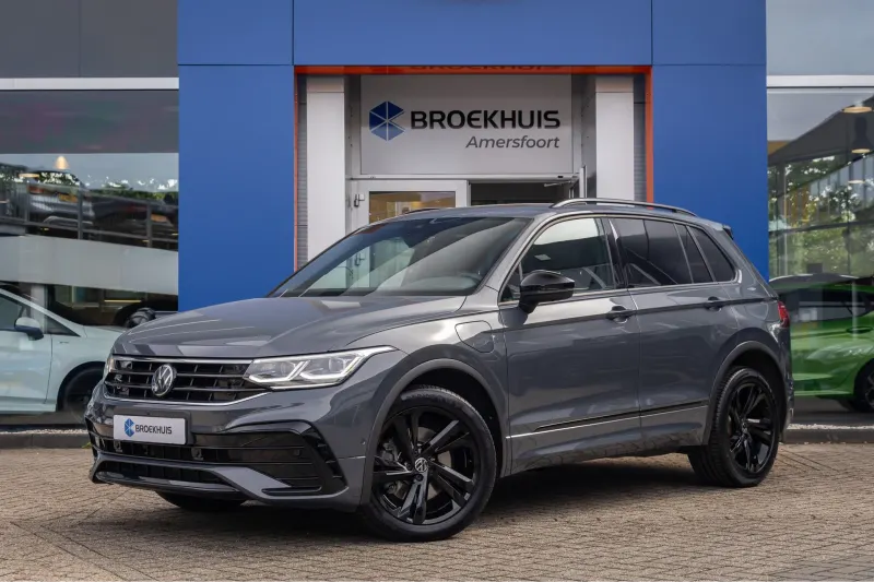 Volkswagen Tiguan (2023)