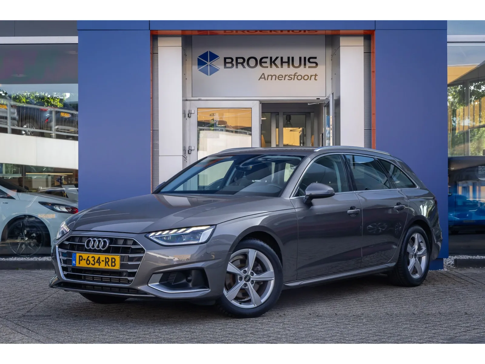 Audi A4 (2022) — foto 1