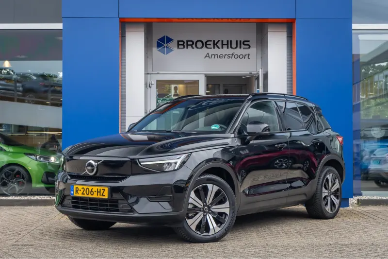 Volvo XC40 (2022)