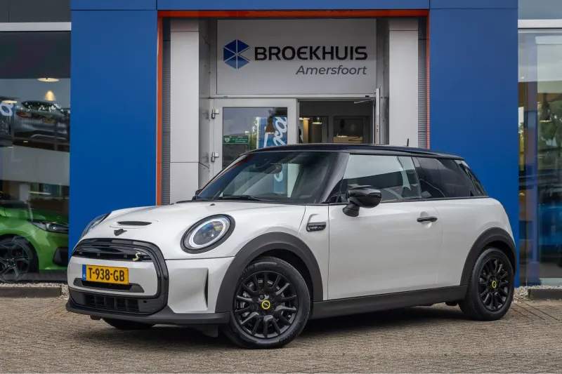 MINI Electric (2023)
