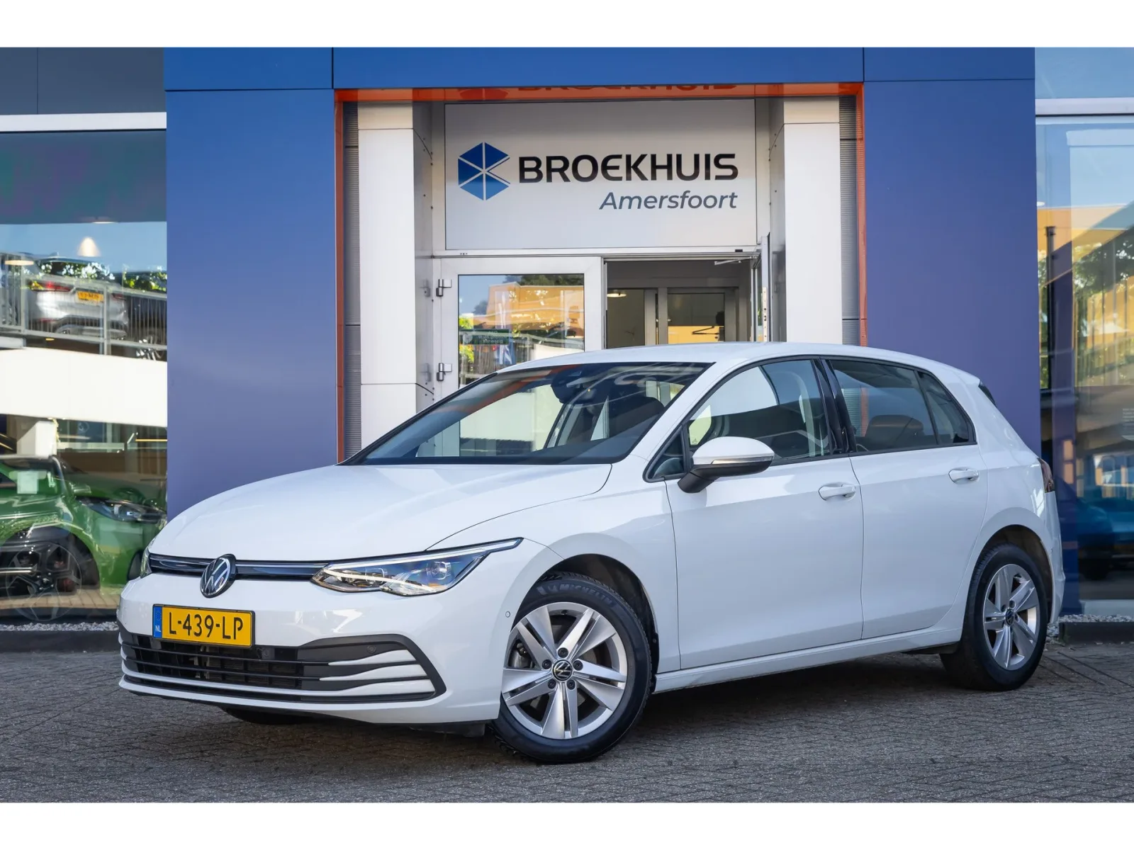 Volkswagen Golf (2021) — foto 1