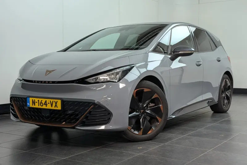 CUPRA Born (2021)