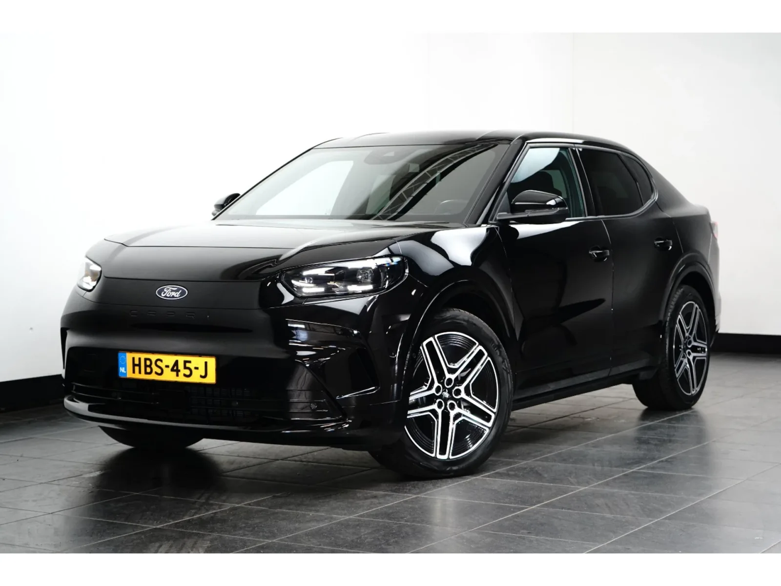 Ford Capri (2025) — foto 1