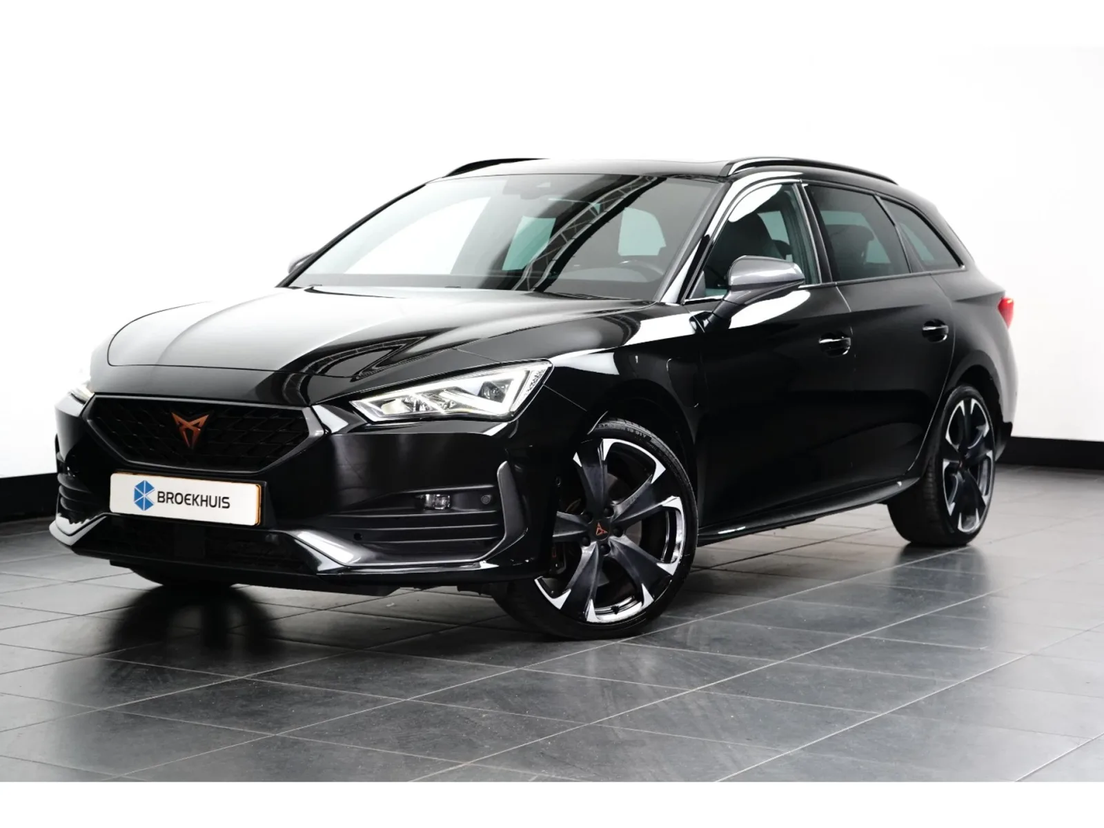 CUPRA Leon Sportstourer (2021) — foto 1