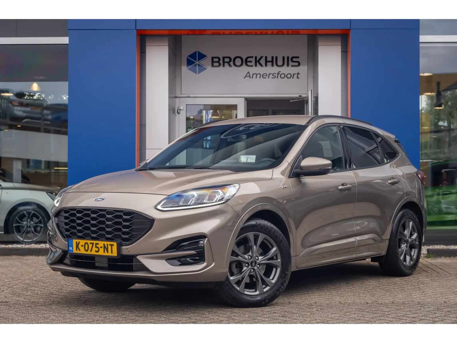Ford Kuga (2020) — foto 1