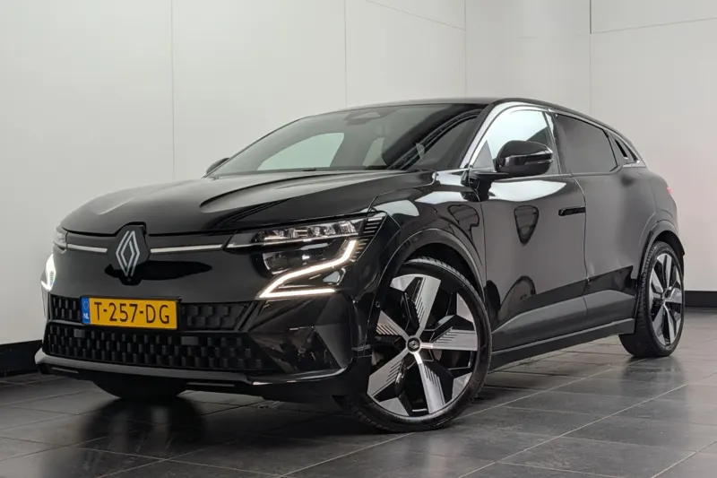 Renault Mégane E-Tech (2023)