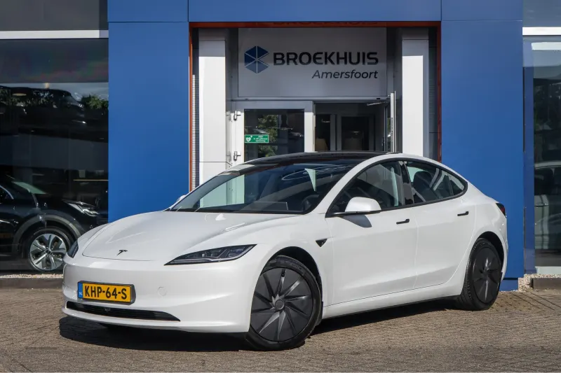 Tesla Model 3 (2026)