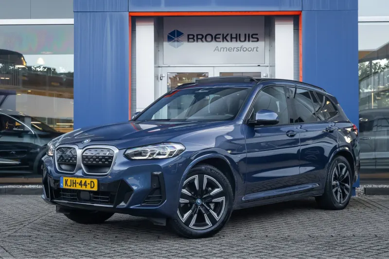 BMW iX3 (2022)