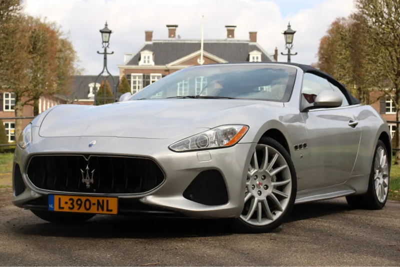 Maserati GranCabrio (2010)
