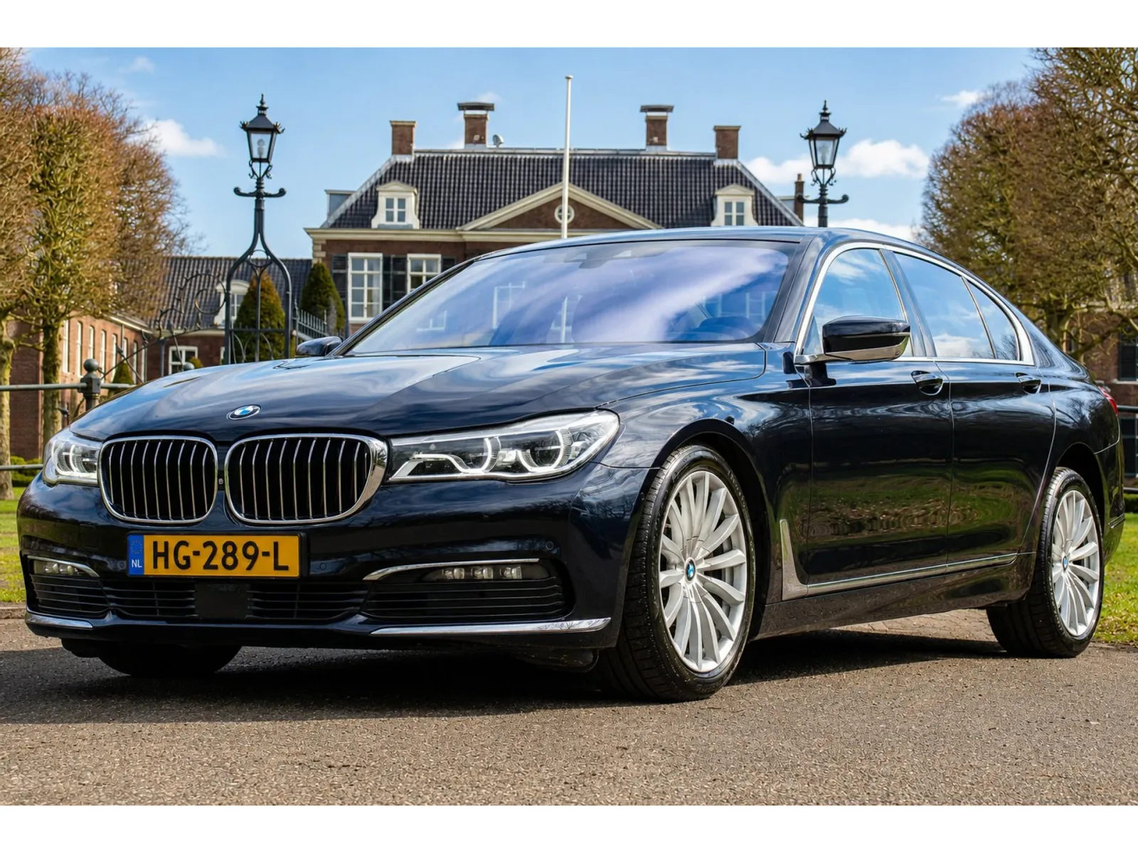 BMW 7-Serie (2015) — foto 1