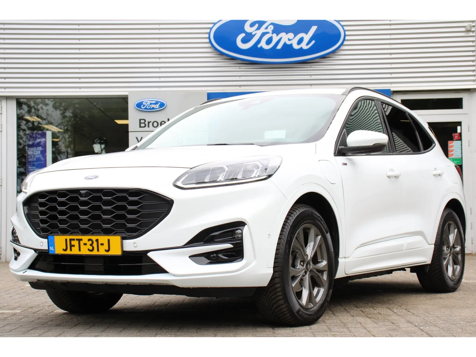Ford Kuga (2022) — foto 1