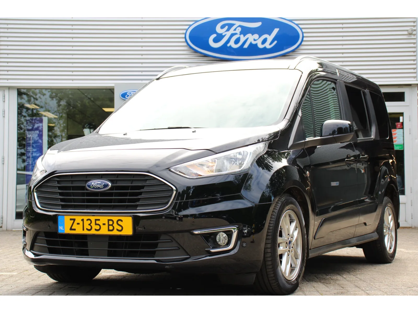 Ford Tourneo Connect (2019) — foto 1