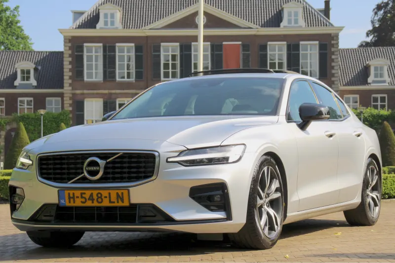 Volvo S60 (2020)