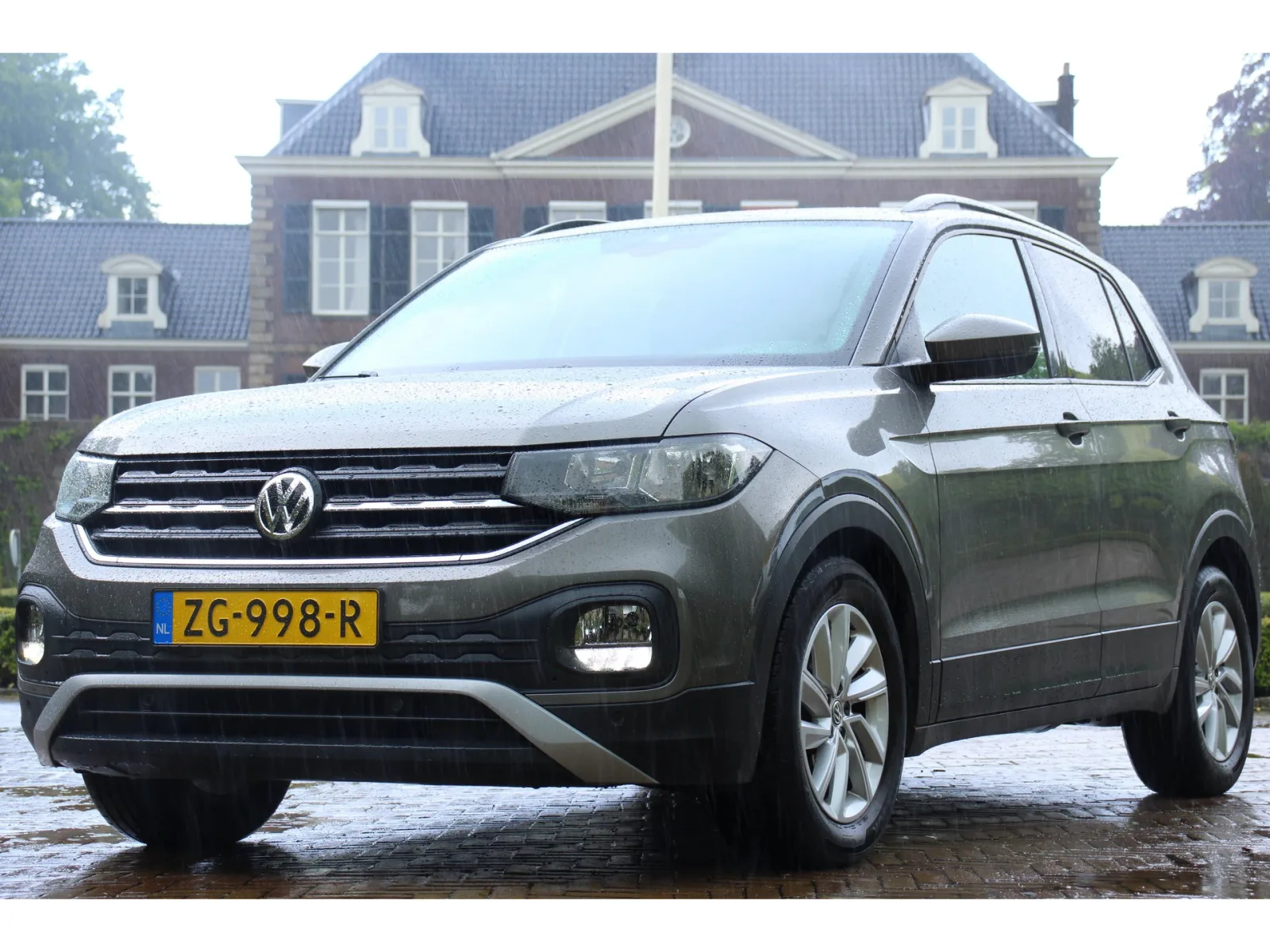 Volkswagen T-Cross (2019) — foto 1
