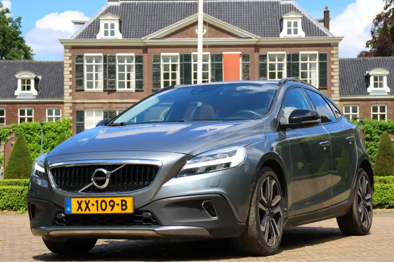 Volvo V40 (2019)