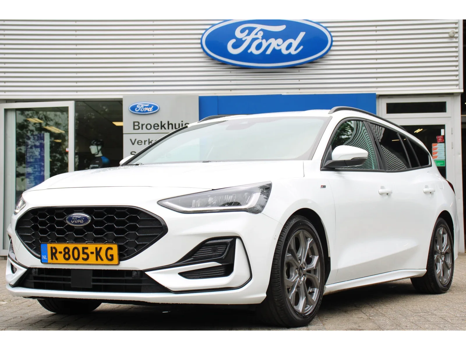 Ford Focus (2022) — foto 1