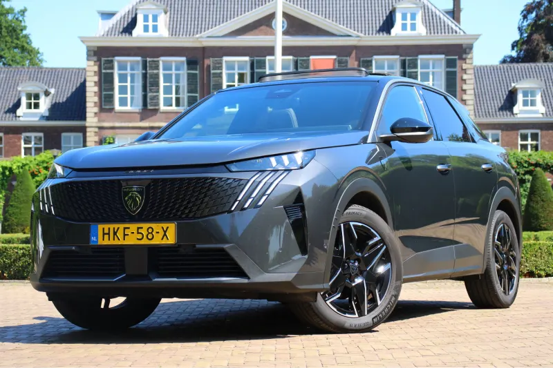 Peugeot 3008 (2025)