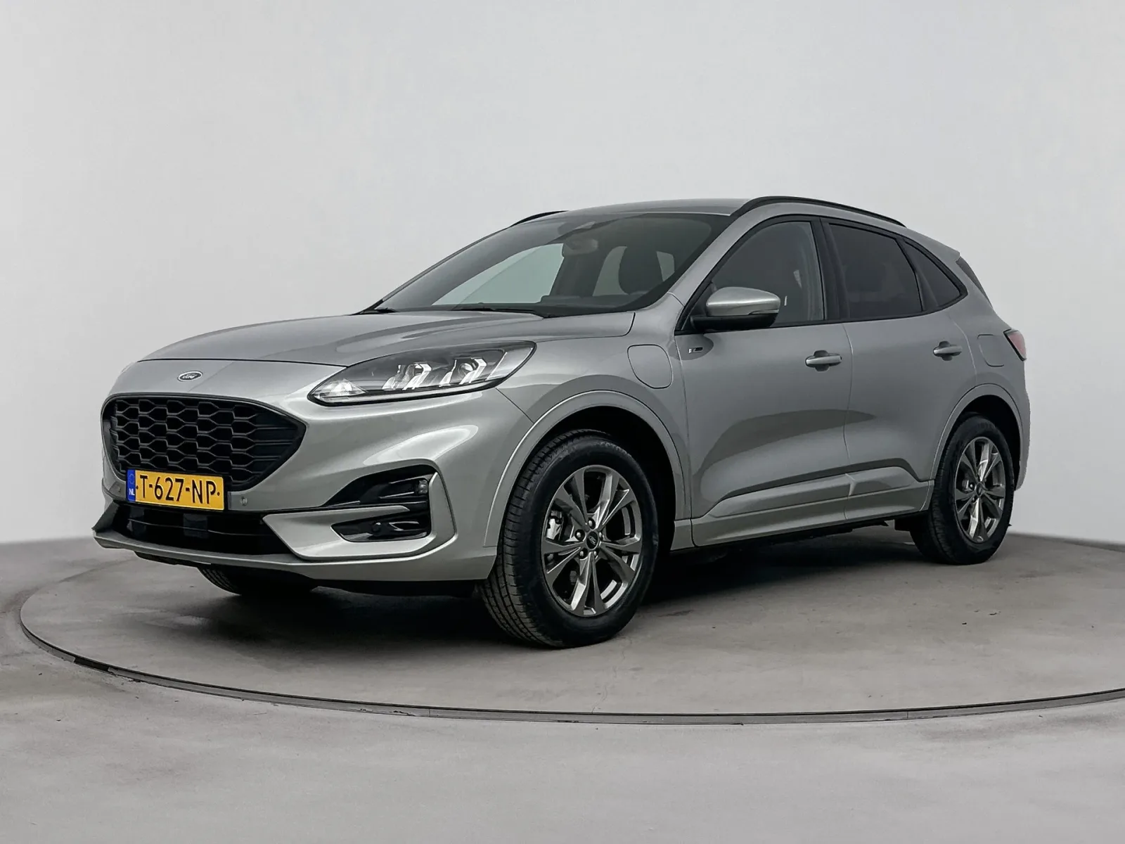 Ford Kuga (2023) — foto 1