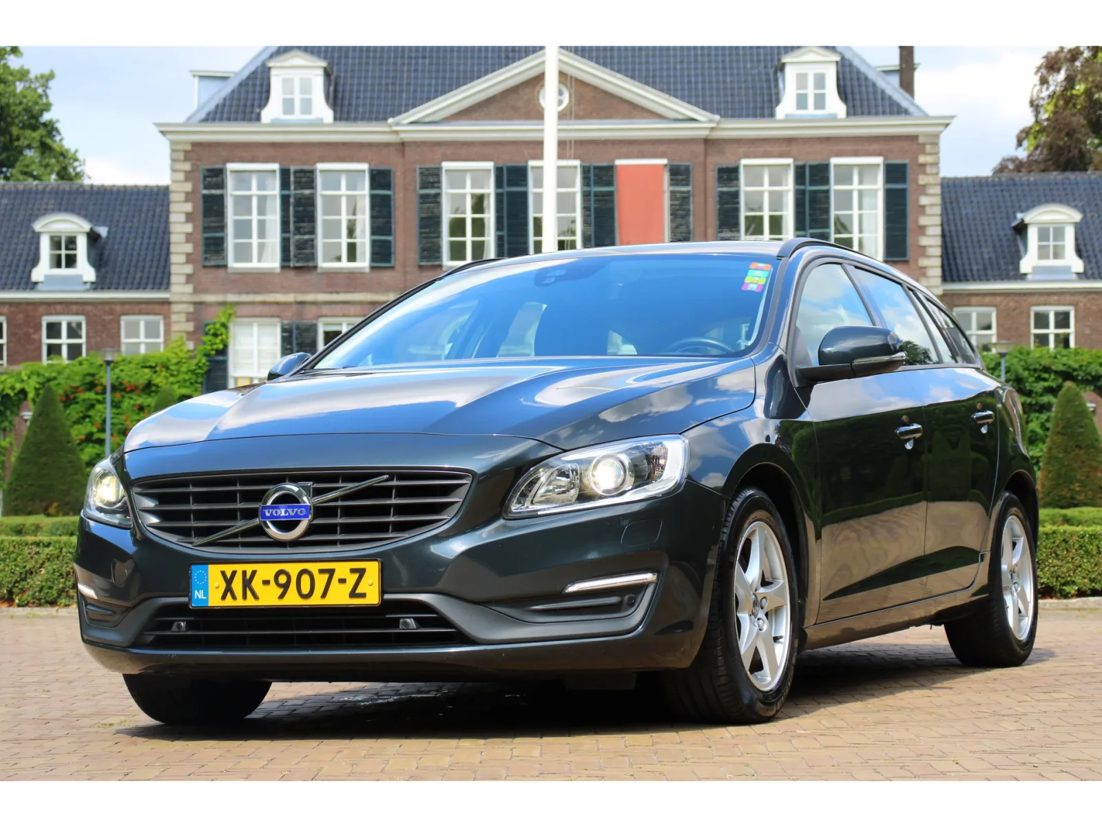 Volvo V60 (2018) — foto 1