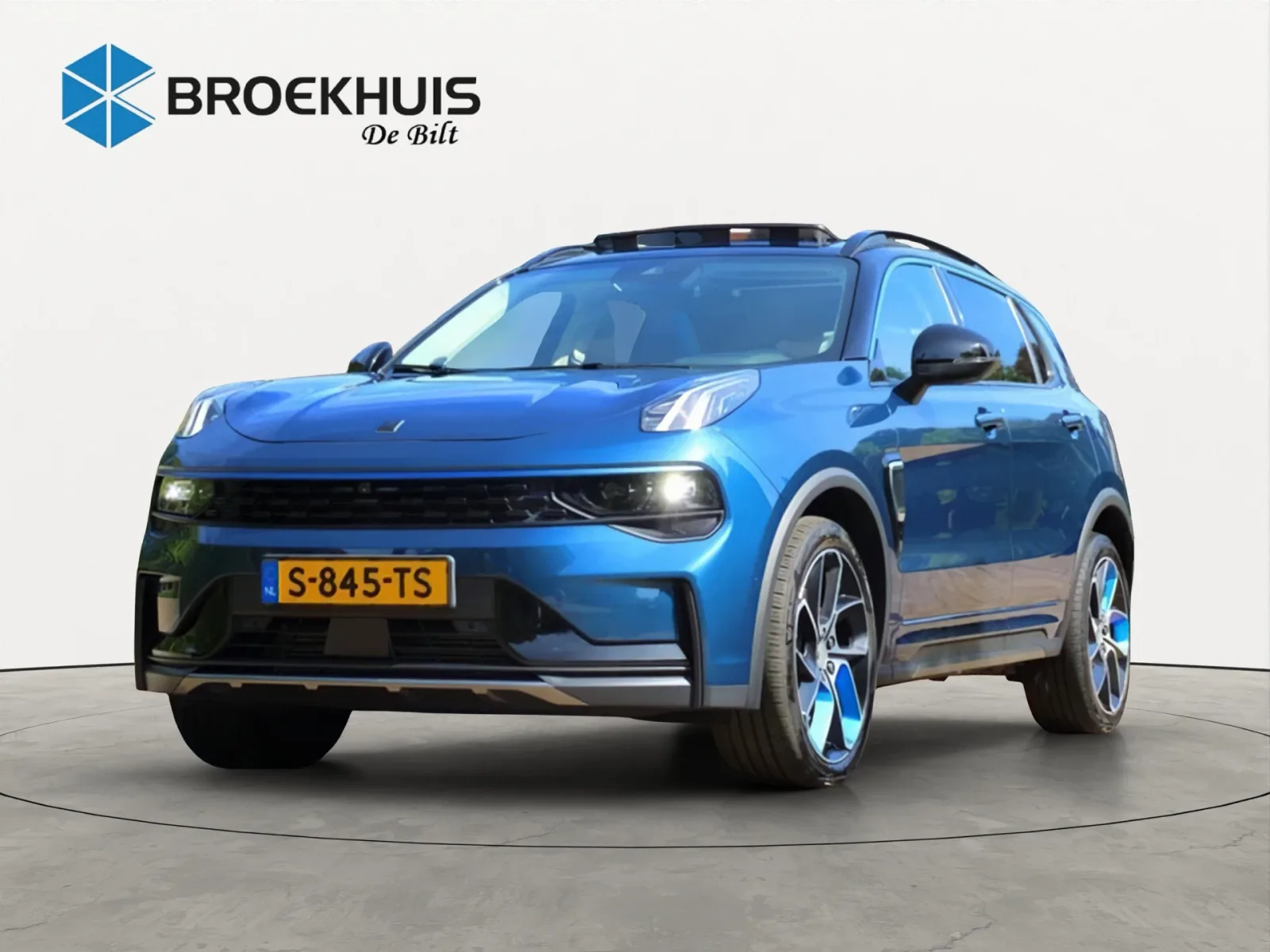 Lynk & Co 01 (2023) — foto 1