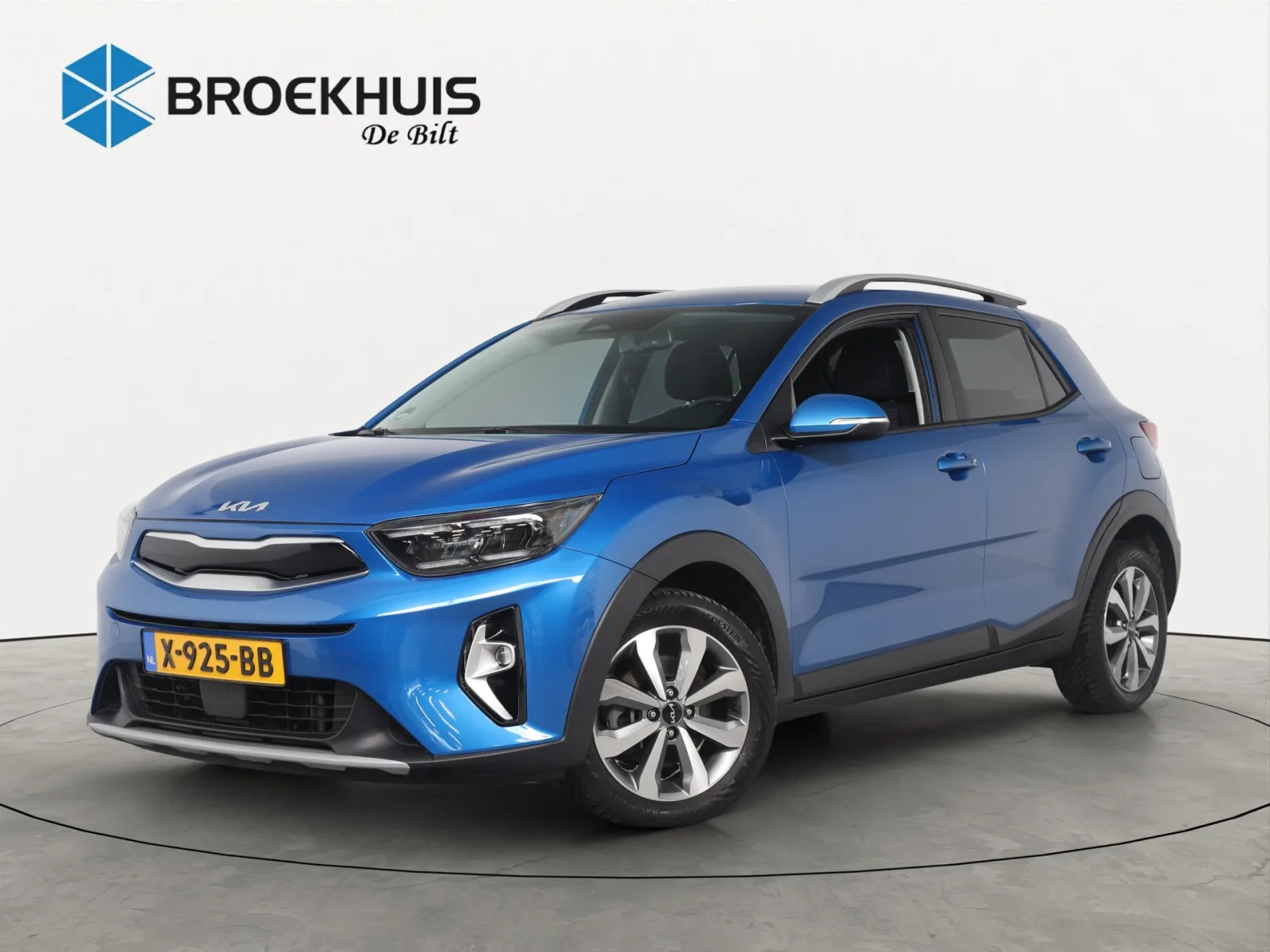 Kia Stonic (2023) — foto 1