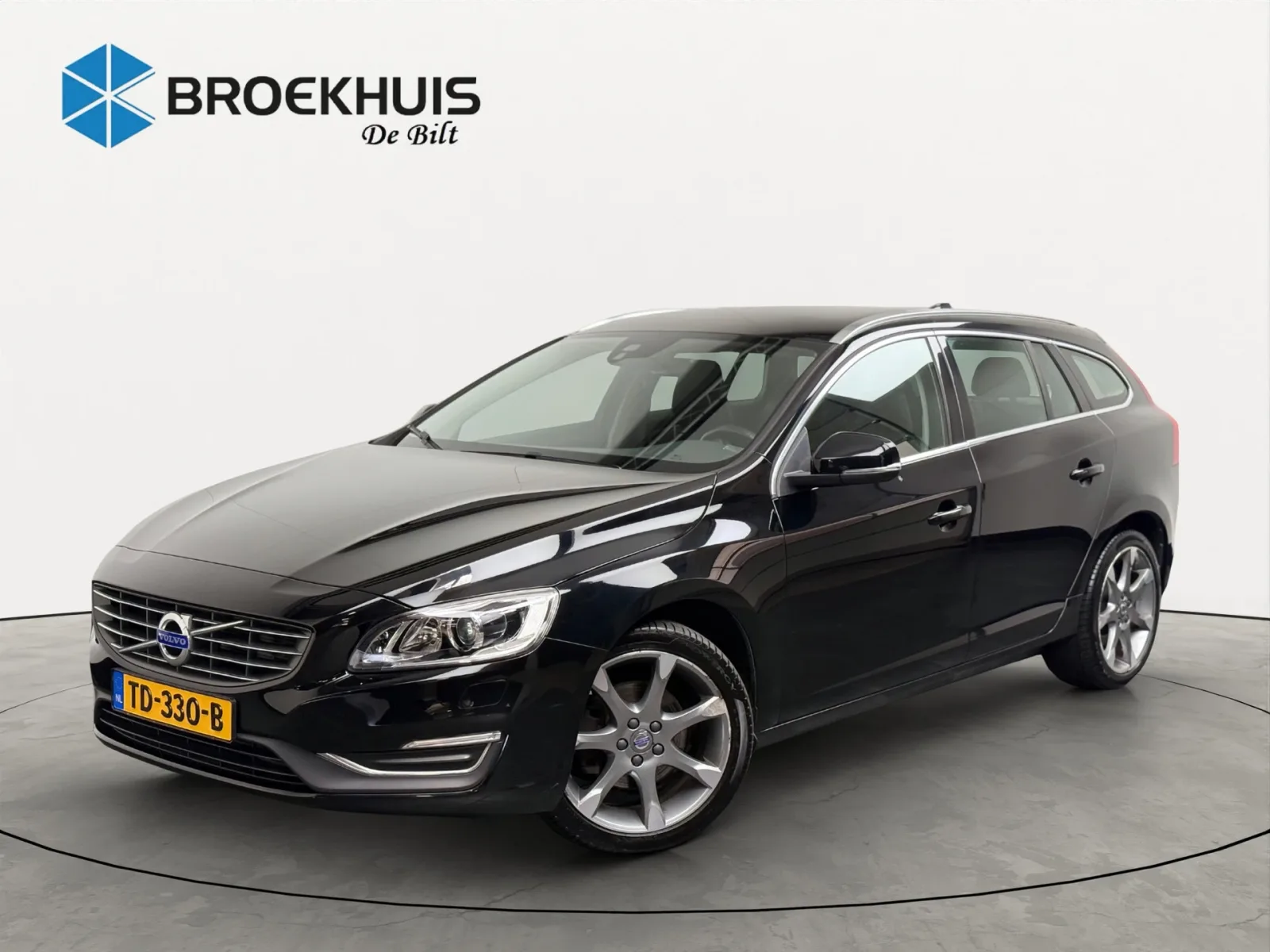 Volvo V60 (2017) — foto 1