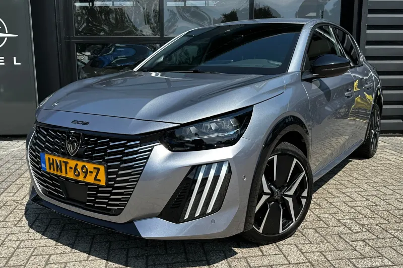 Peugeot 208 (2024)