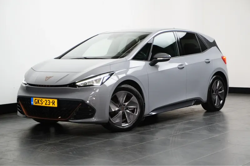 CUPRA Born (2023)