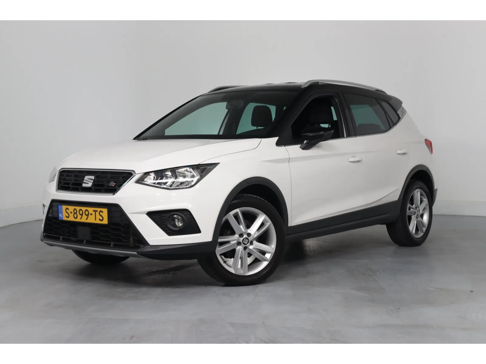 SEAT Arona (2018) — foto 1