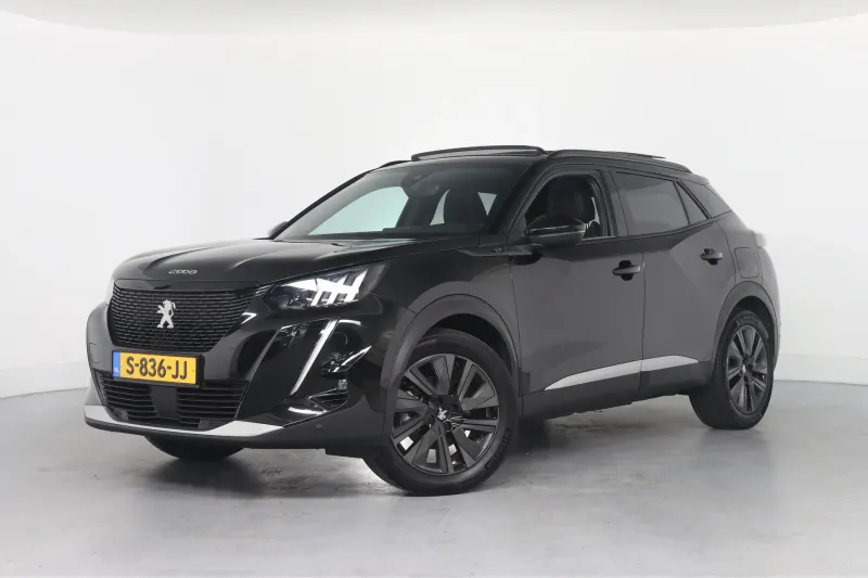 Peugeot e-2008 (2023)