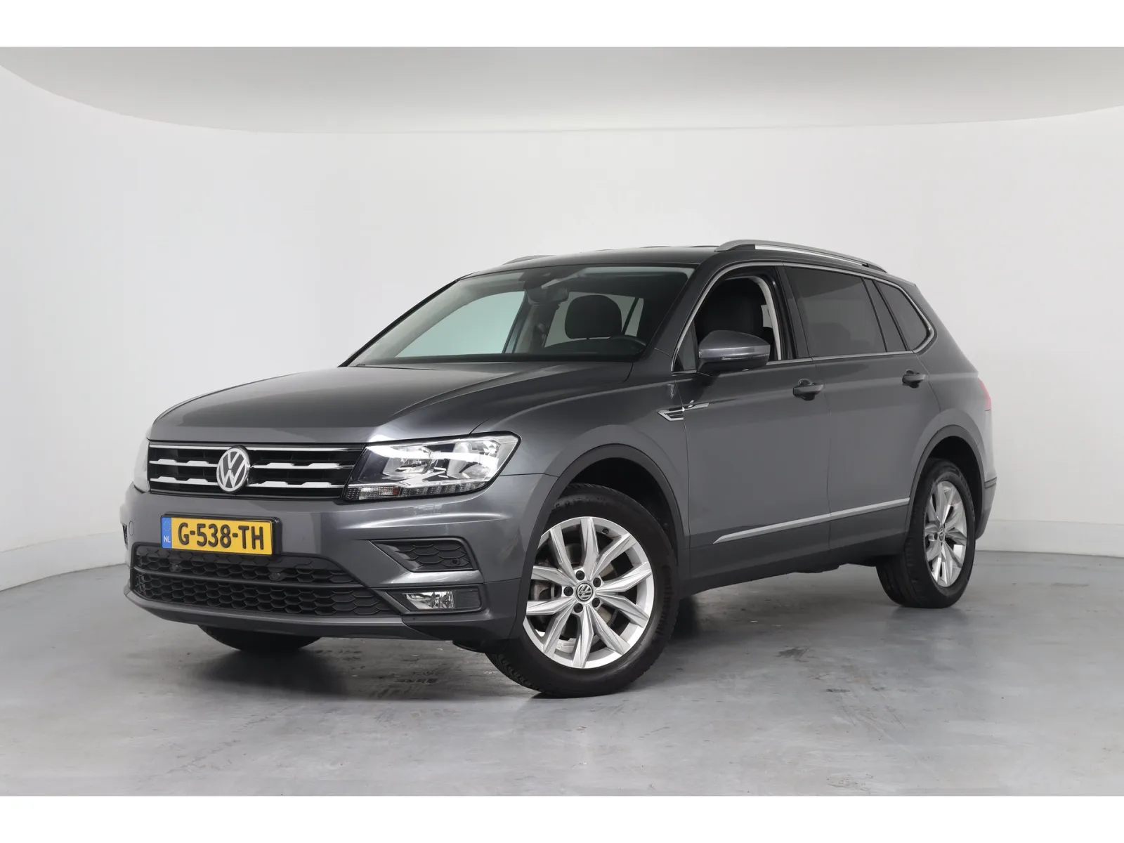 Volkswagen Tiguan (2019) — foto 1