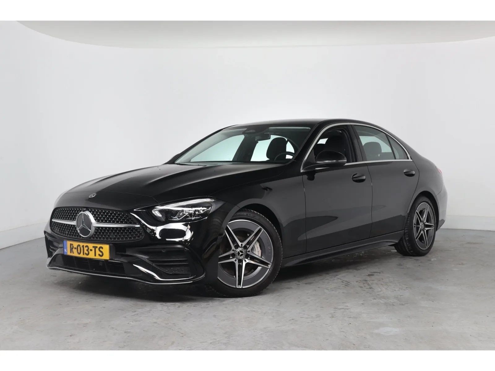 Mercedes-Benz C-Klasse (2022) — foto 1