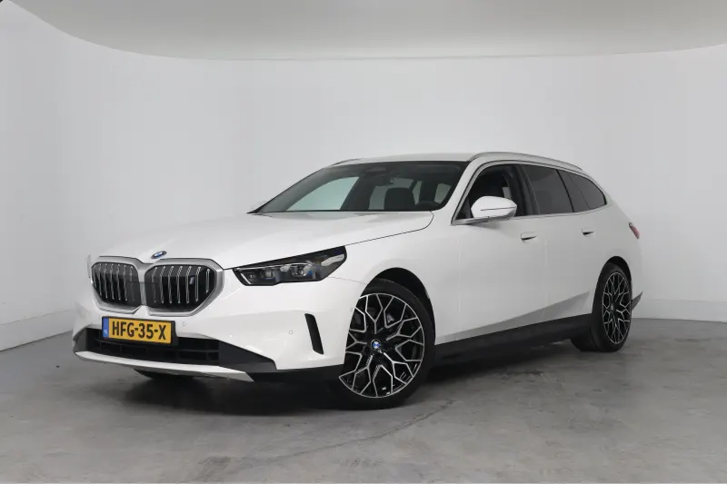 BMW i5 (2025)