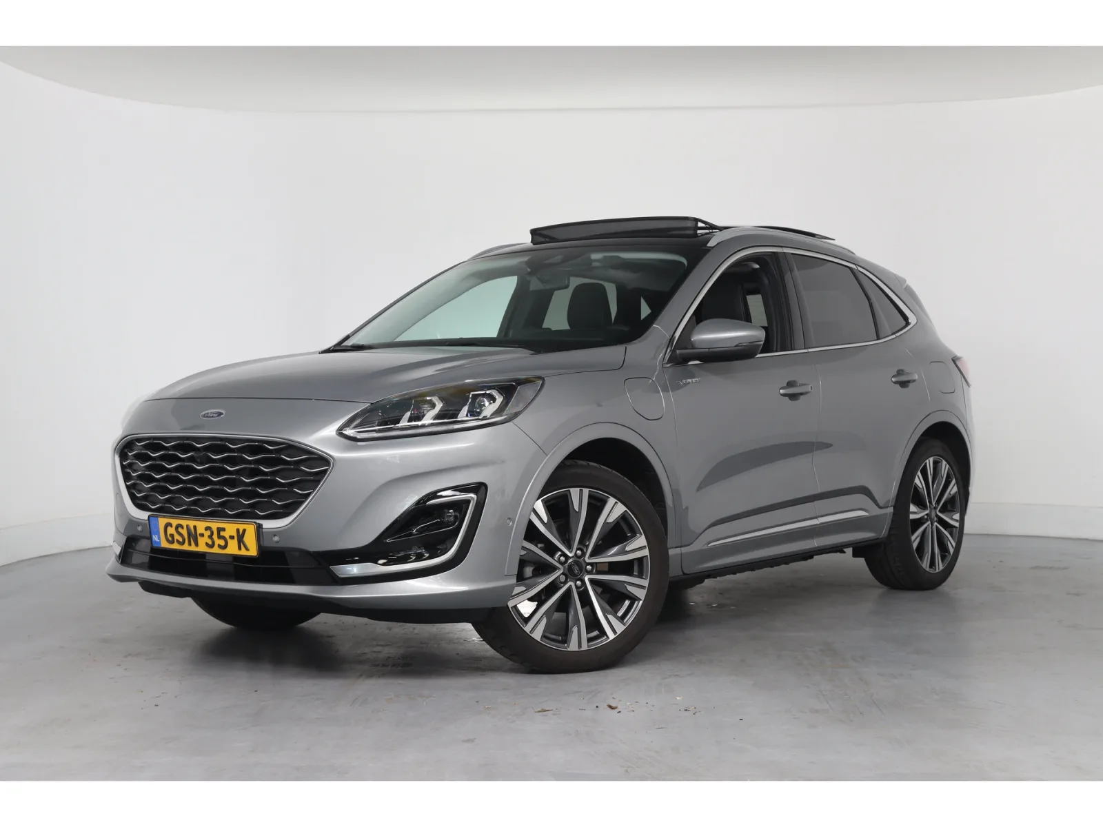 Ford Kuga (2023) — foto 1