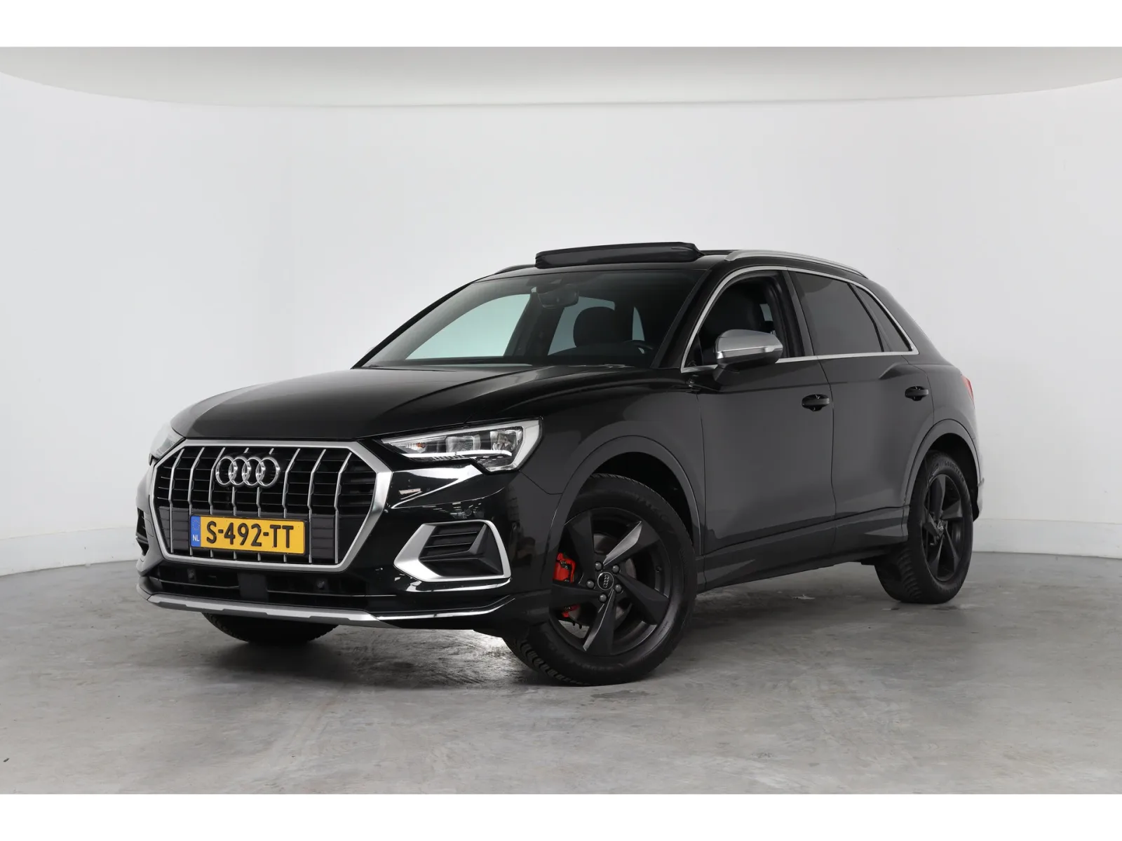 Audi Q3 (2019) — foto 1