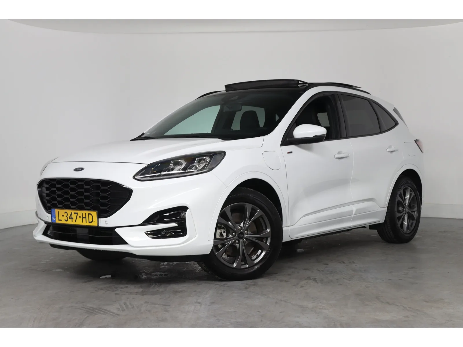 Ford Kuga (2021) — foto 1