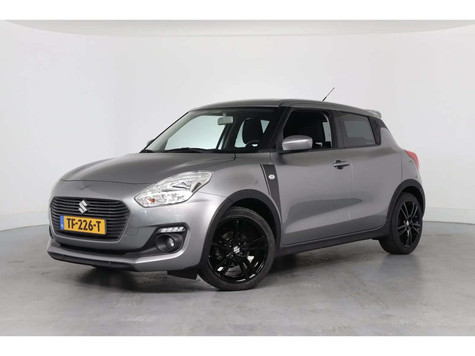 Suzuki Swift (2018) — foto 1